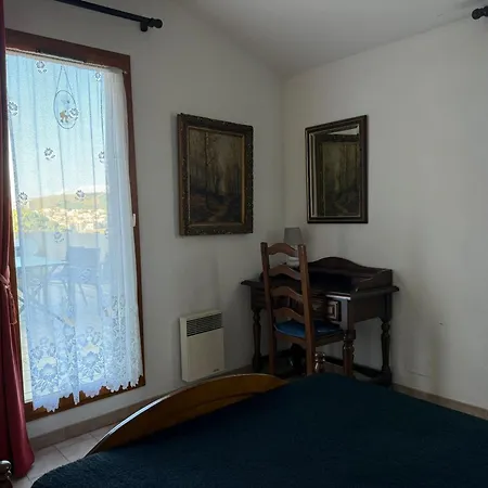 Duplex A Avec Terrasse Et Parking Privatif - Fr-1-309-82 * Banyuls-sur-Mer